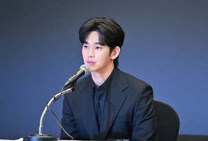 kim soo-hyun bebas Kim Soo-hyun Bebas dari Tuduhan Pelanggaran UU Perlindungan… kim soo-hyun bebas - ilustrasi berita Kim Soo-hyun Bebas dari Tuduhan Pelanggaran UU Perlindungan Anak