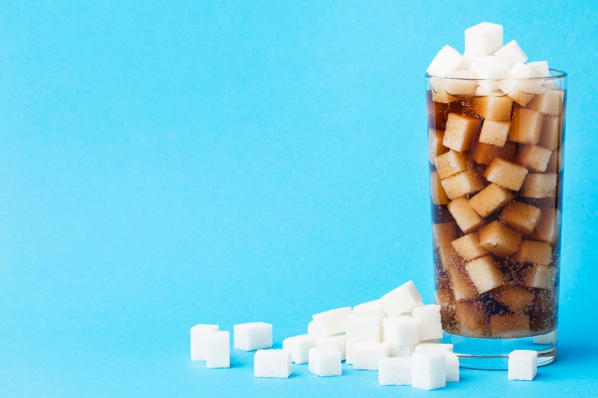 minuman manis Konsumsi Minuman Manis Dikaitkan dengan Risiko Kanker Lambung… minuman manis - ilustrasi berita Konsumsi Minuman Manis Dikaitkan dengan Risiko Kanker Lambung Lebih Tinggi