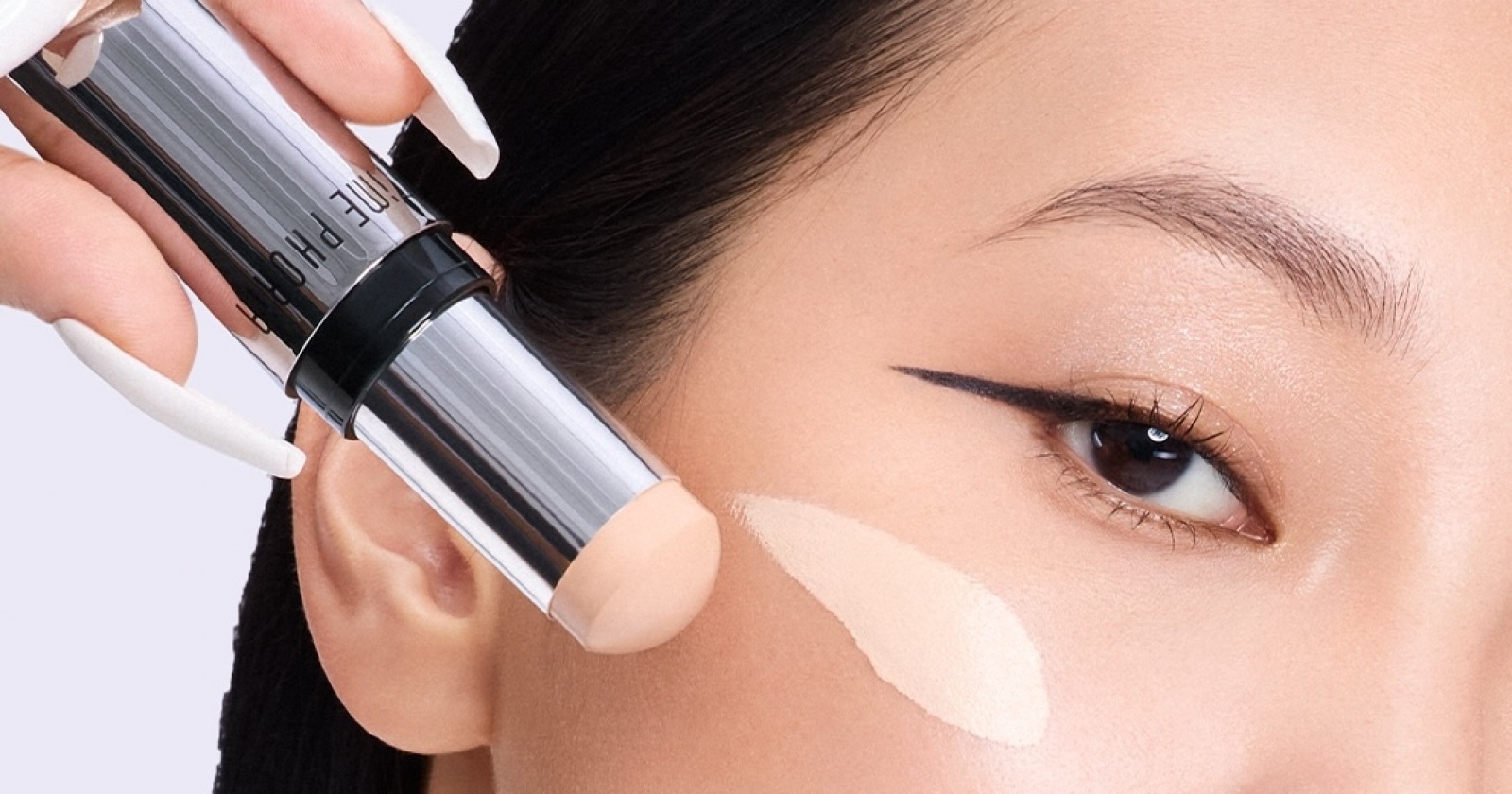 skin tint stick Sorotan Baru Seputar Skin Tint Stick yang Menarik Perhatian skin tint stick - ilustrasi berita Sorotan Baru Seputar Skin Tint Stick yang Menarik Perhatian