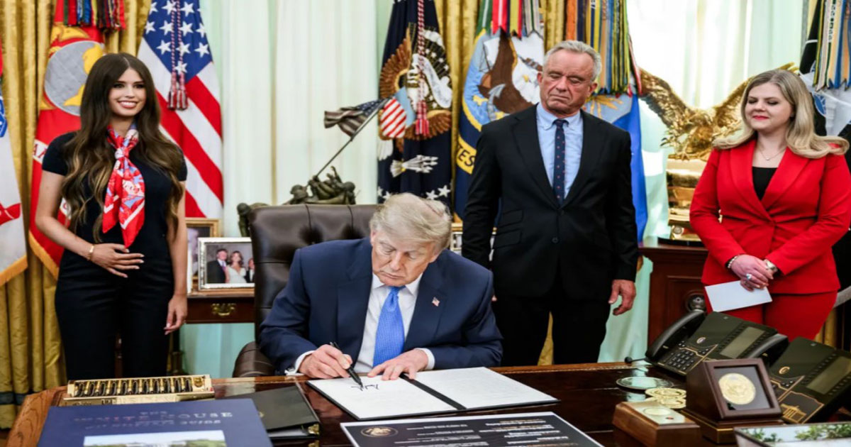 vaksin anak - ilustrasi berita Trump Pangkas Vaksin Anak dari 72 Jadi 11, Tekankan Hak Orang Tua